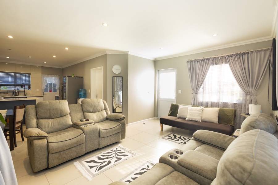 2 Bedroom Property for Sale in Joostenberg Western Cape